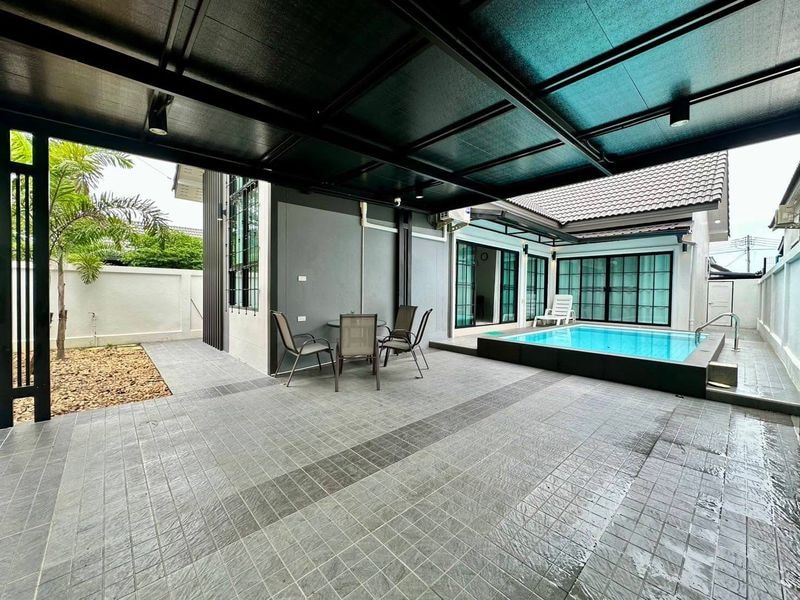 Like New Modern 3 Bed 2 Bath Pool Villa In East Pattaya photo 18