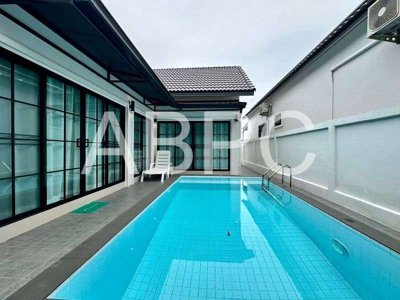 Like New Modern 3 Bed 2 Bath Pool Villa In East Pattaya