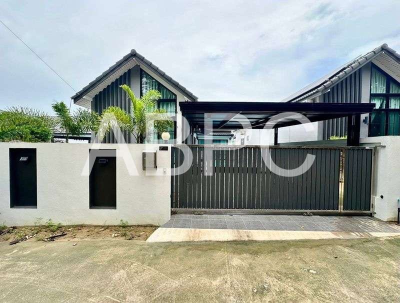 Like New Modern 3 Bed 2 Bath Pool Villa In East Pattaya photo 2