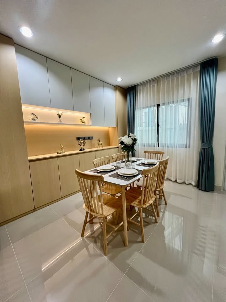 Brand New 3 Bed 2 Bath Townhouse In East Pattaya photo 18