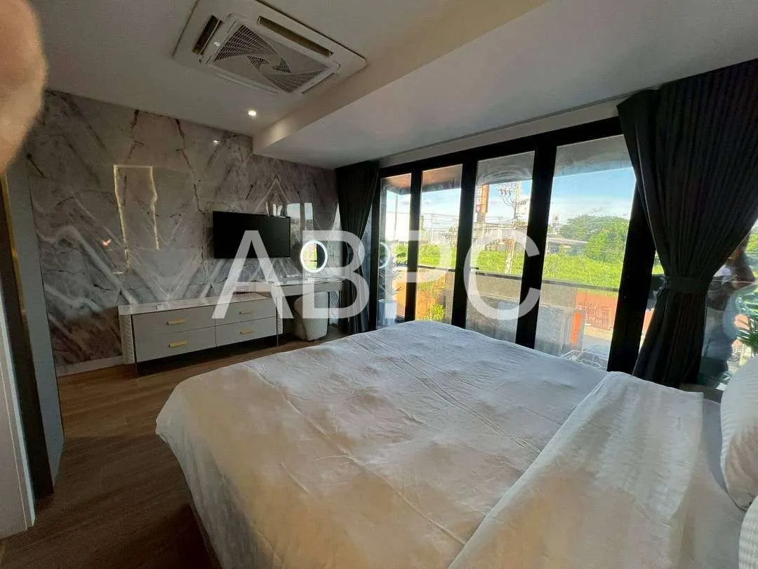 Brand New Modern Luxury 7 Bed 8 Bath Pool Villa In Jomtien photo 12