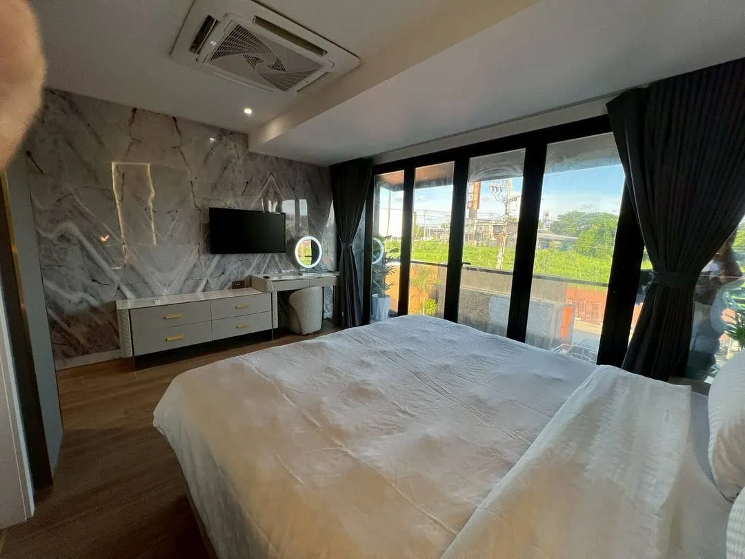 Brand New Modern Luxury 7 Bed 8 Bath Pool Villa In Jomtien photo 21