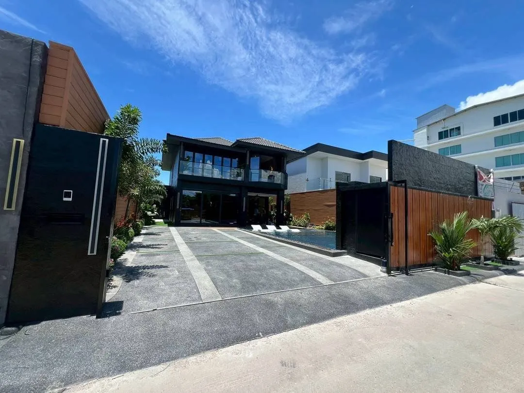 Brand New Modern Luxury 7 Bed 8 Bath Pool Villa In Jomtien photo 28