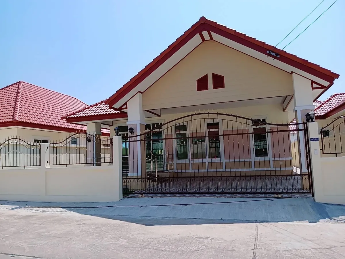 Brand New 3 Bed 2 Bath House In Bang Saray photo 18