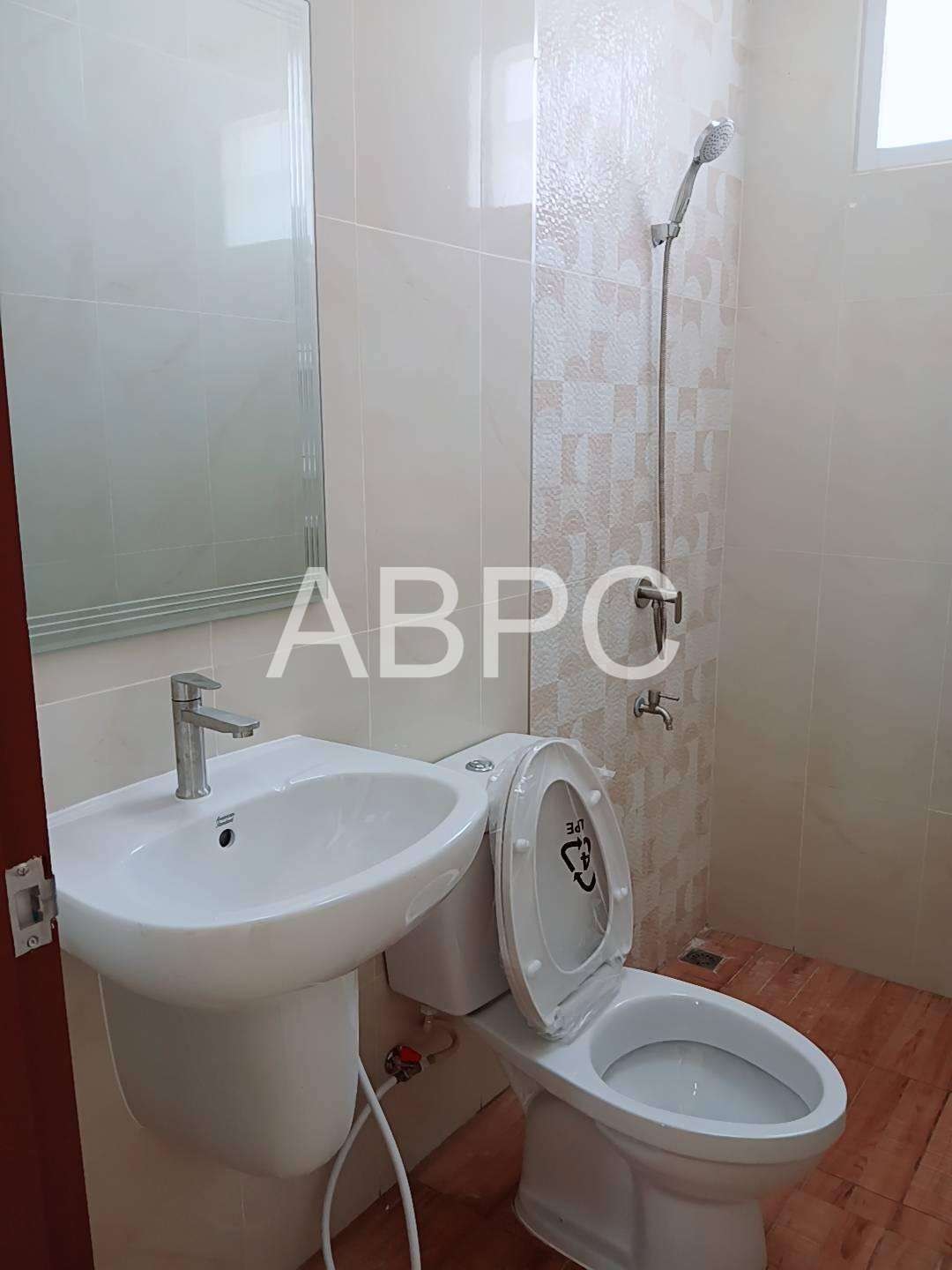 Brand New 3 Bed 2 Bath House In Bang Saray photo 13