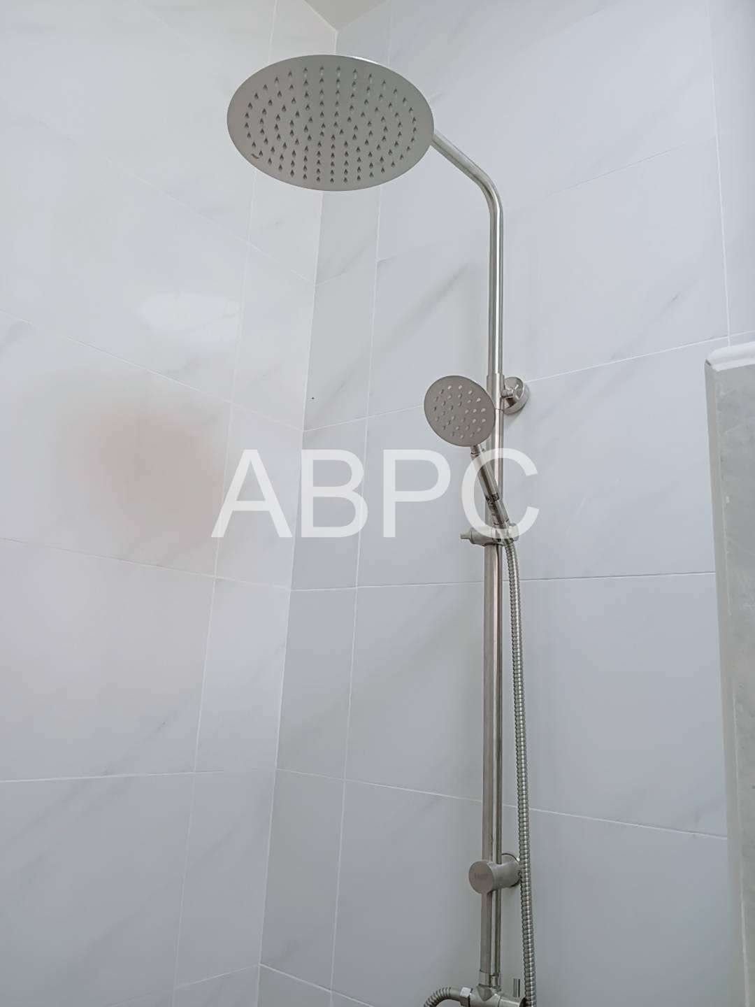 Brand New 3 Bed 2 Bath House In Bang Saray photo 4