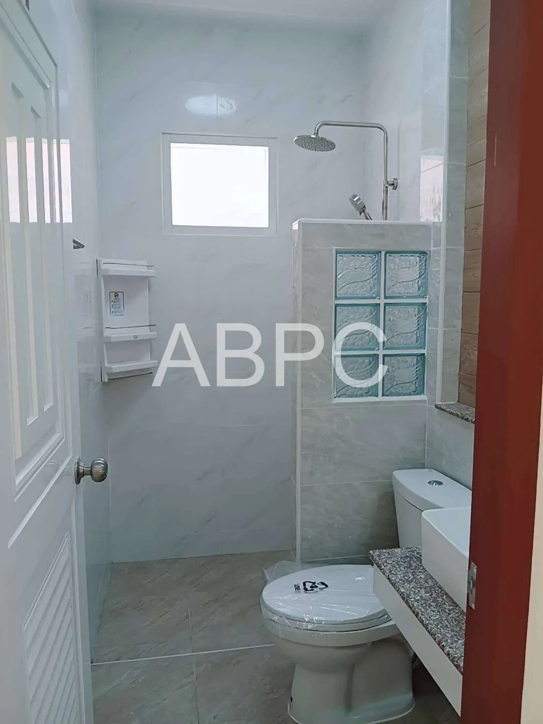 Brand New 2 Bed 2 Bath House In Bang Saray photo 2