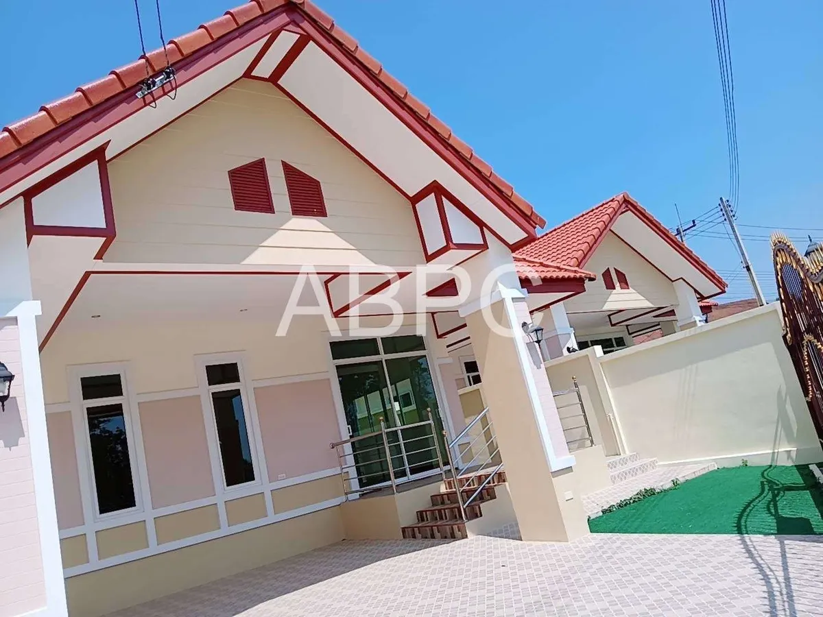 Brand New 2 Bed 2 Bath House In Bang Saray photo 8