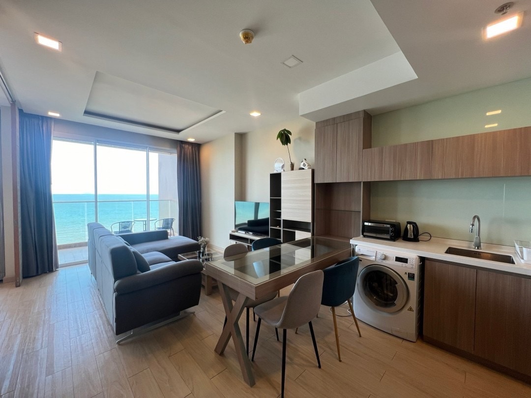 Front Facing Ocean View 1 Bed 1 Bath Condo In Jomtien photo 9