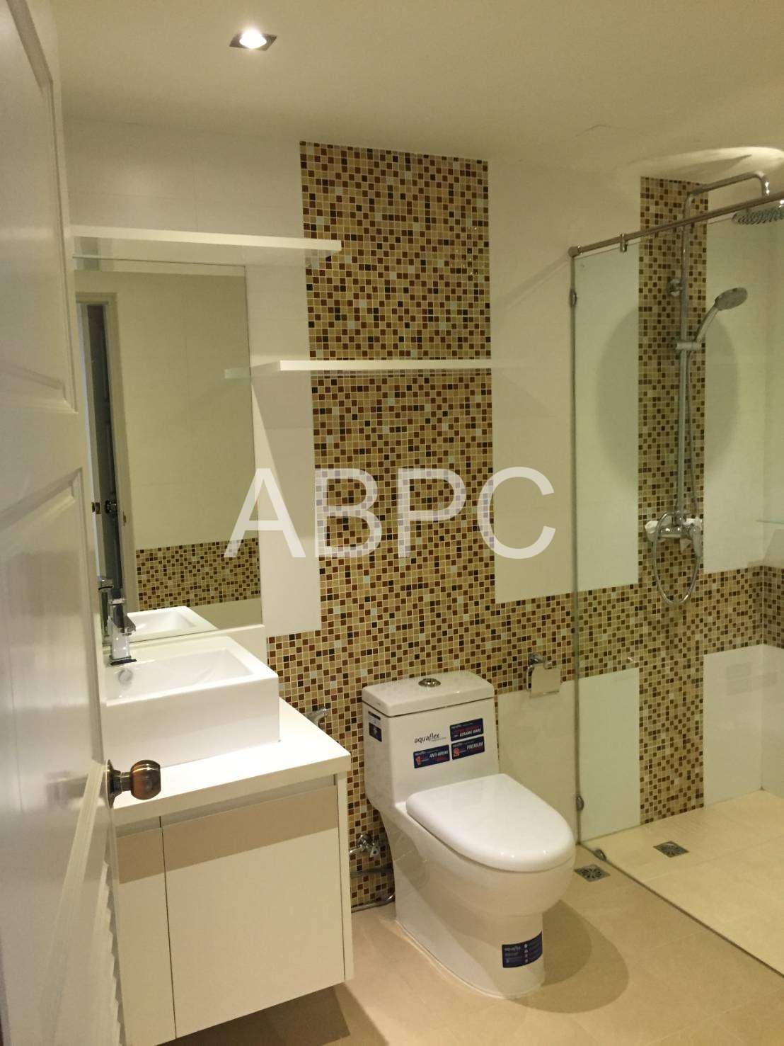 3 Bedrroms 2 Bathrooms in Wong Amat photo 12