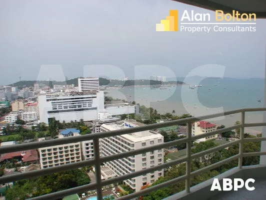 1 Bath in Central Pattaya CR1272 photo 2