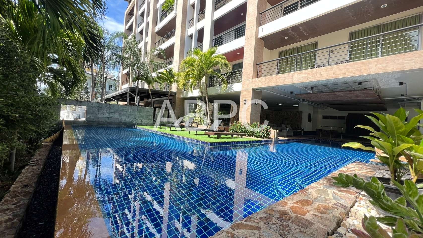 Corner room 3 Bedrooms 3 Bathrooms in Pratumnak photo 8