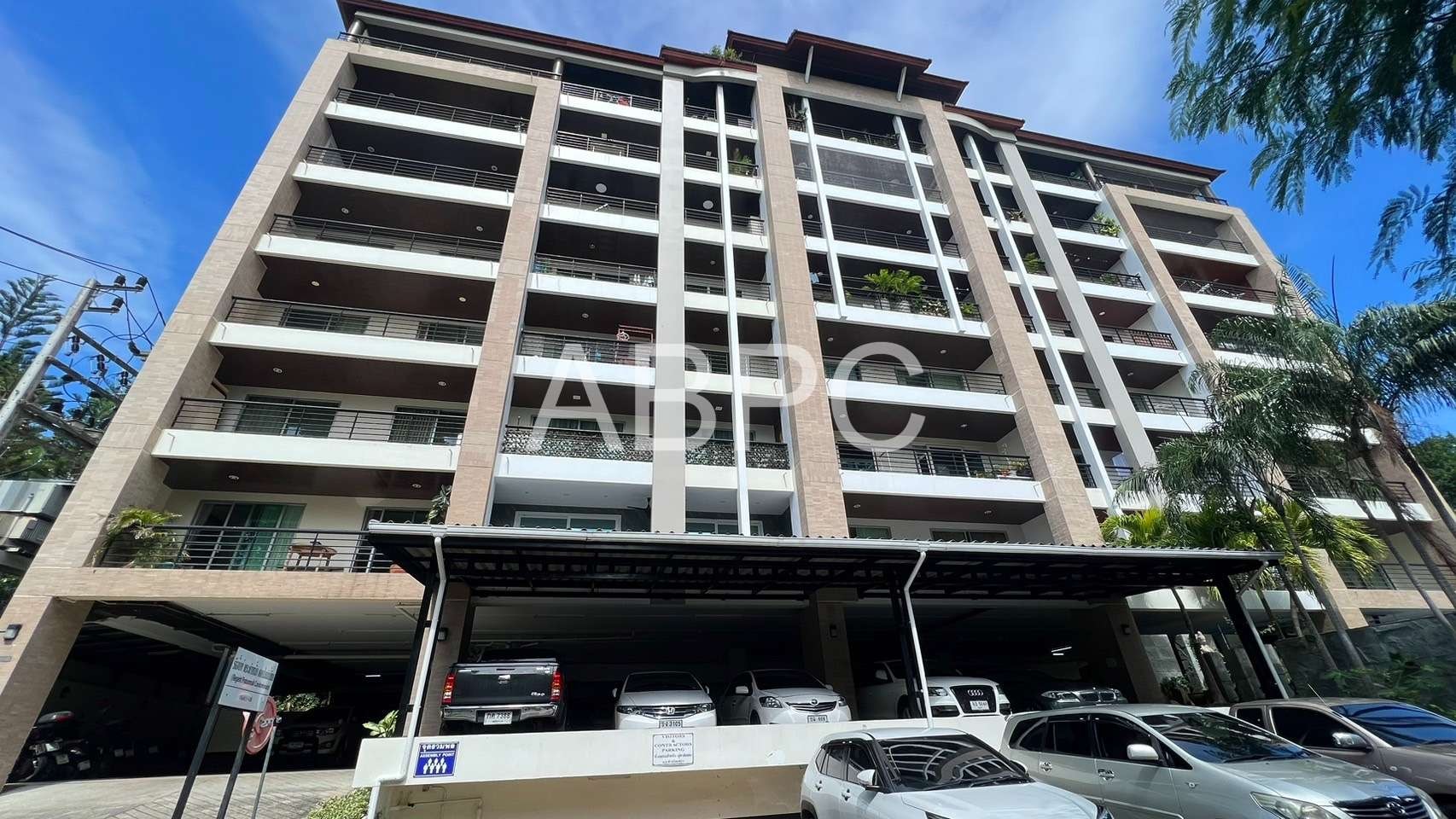 Corner room 3 Bedrooms 3 Bathrooms in Pratumnak photo 3