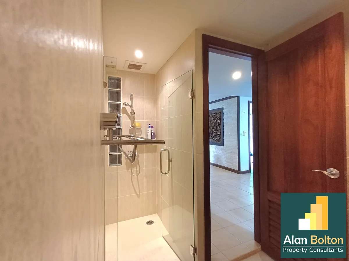 Corner room 3 Bedrooms 3 Bathrooms in Pratumnak photo 7