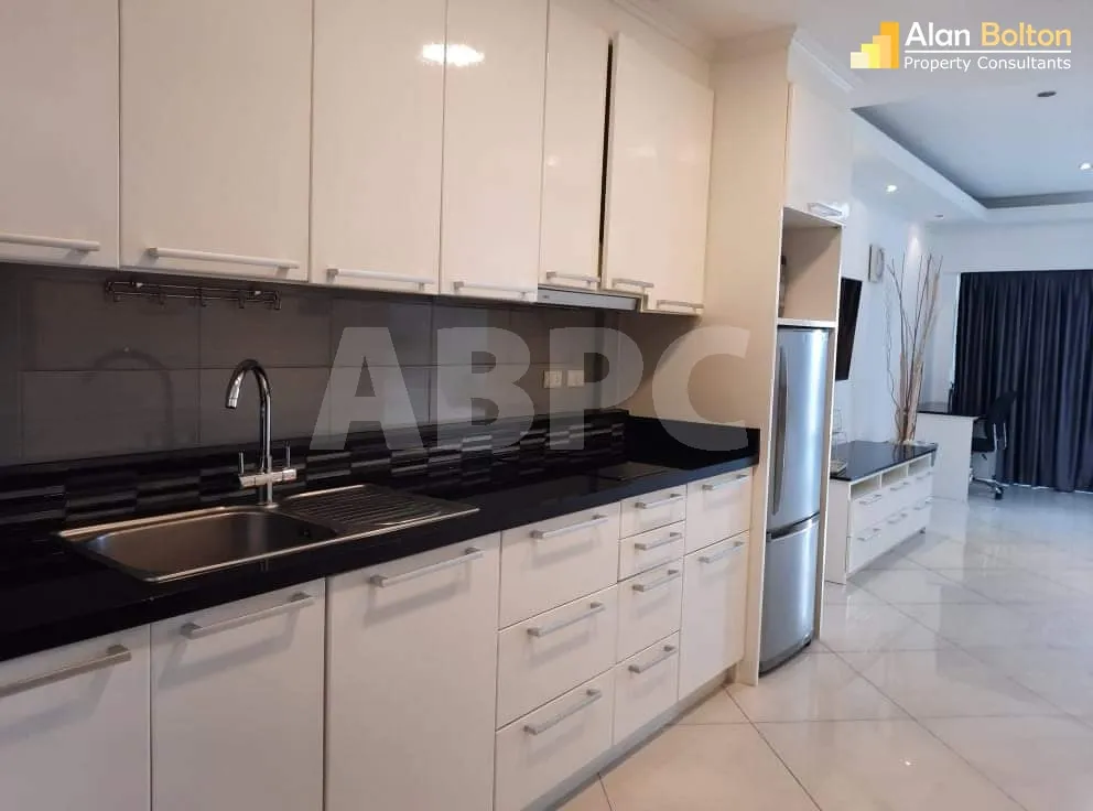 1 Bath in Central Pattaya CR1469 photo 12