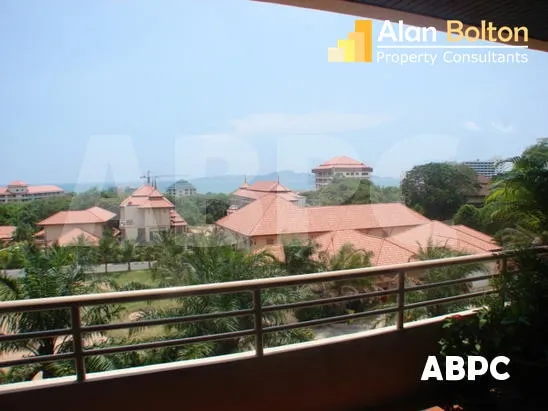 Large Ocean View 1 Bed 1 Bath Condo In Pratumnak photo 2