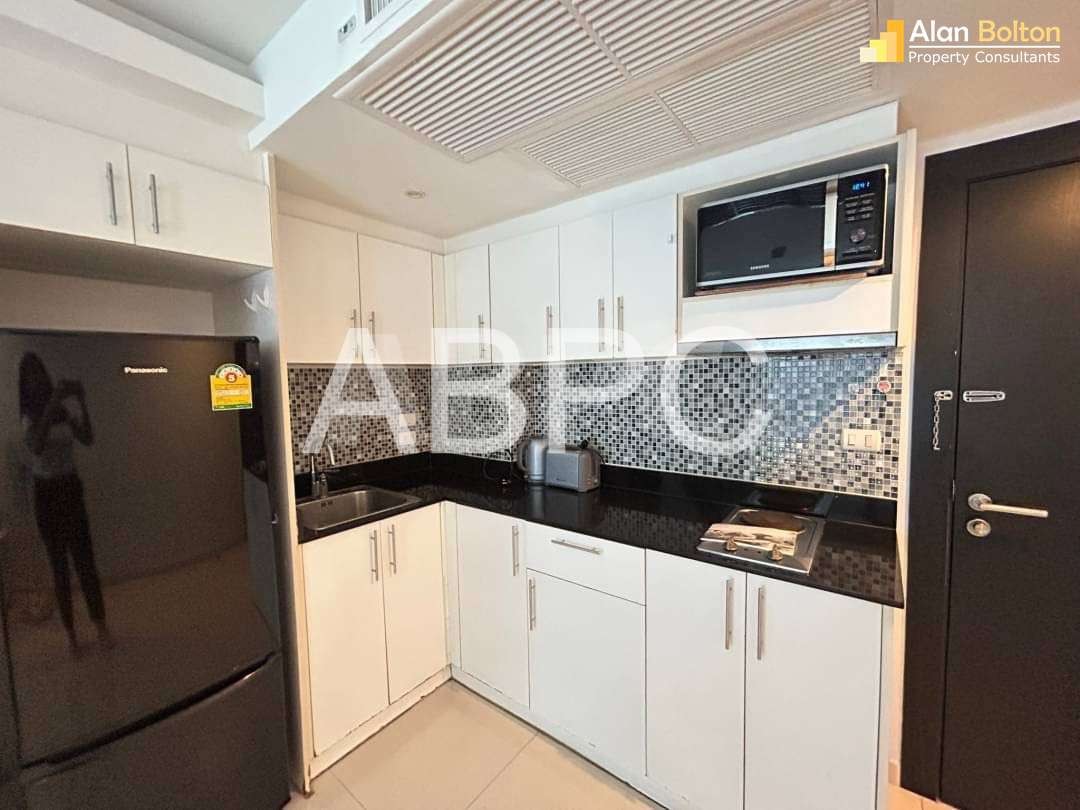 1 Bedroom Condo for Sale in Central Pattaya photo 5