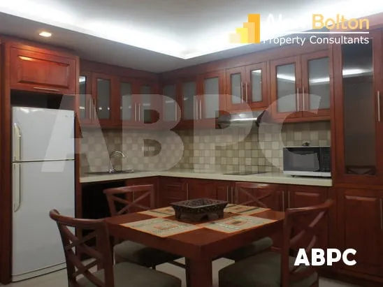2 Bed 1 Bath Condo in Central Pattaya photo 5