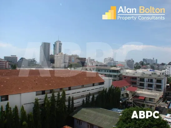 1 Bath in Central Pattaya CR2224 photo 6