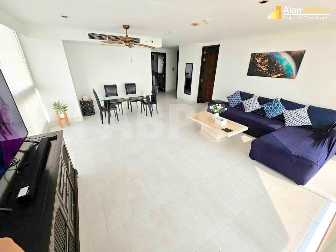 Beachfront Front Facing Ocean View 2 Bed 2 Bath in Northshore photo 6