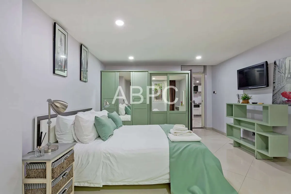 1 Bed 1 Bath in Pratumnak CR2310