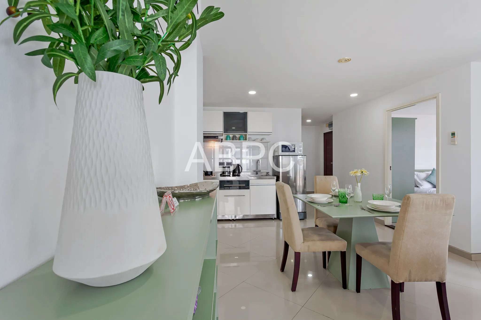 1 Bed 1 Bath in Pratumnak CR2312 photo 12