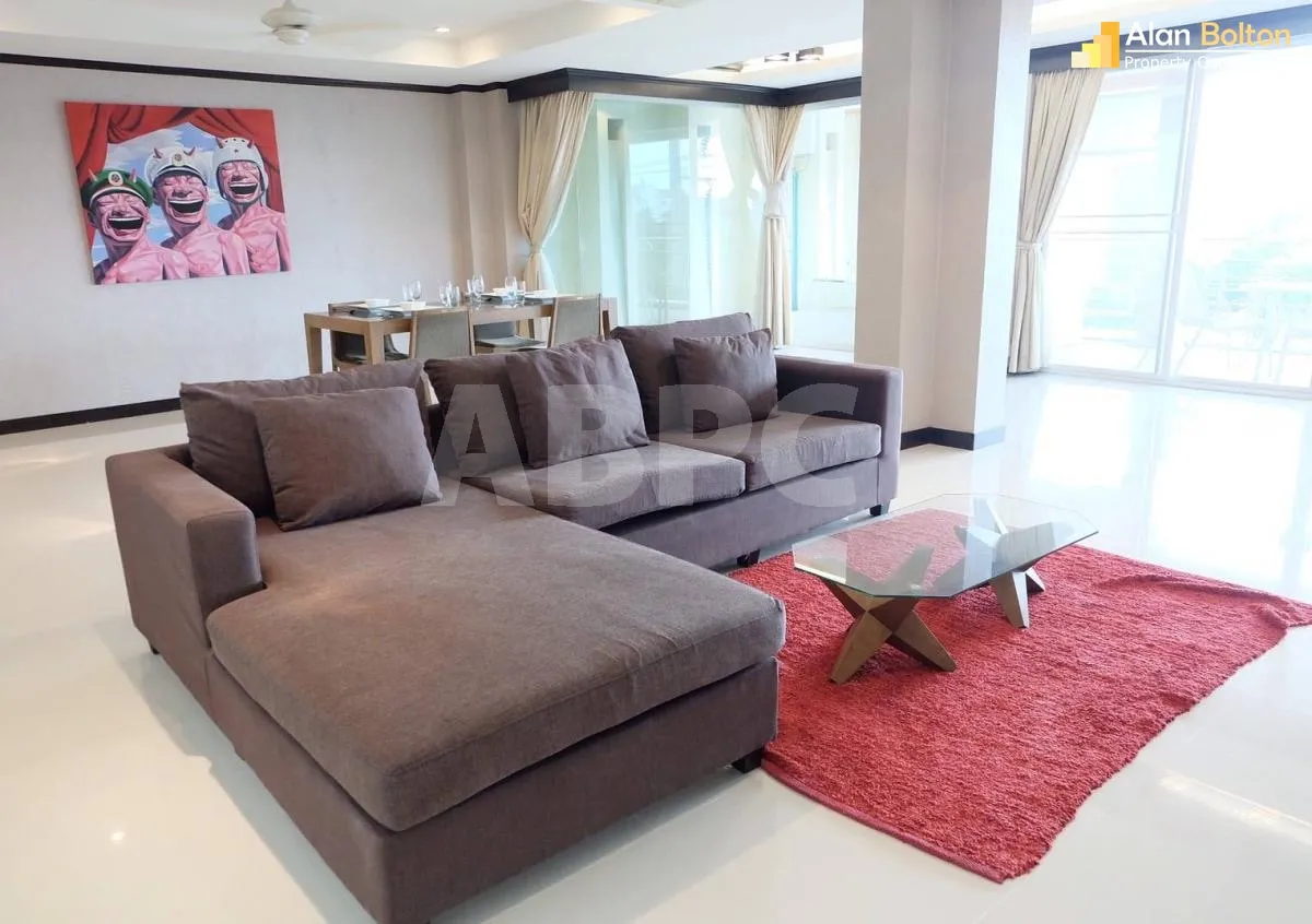2 Bed 2 Bath Condo in Pratumnak photo 16