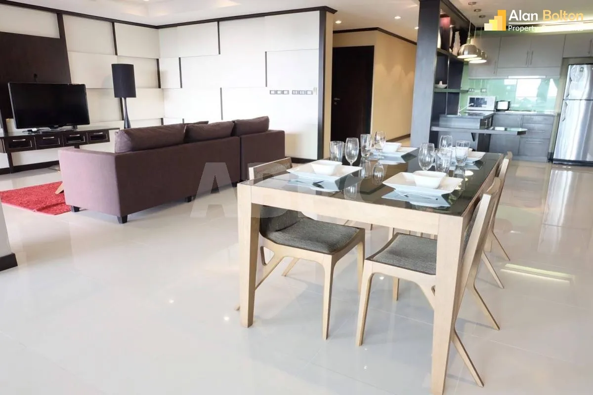 2 Bed 2 Bath Condo in Pratumnak photo 20