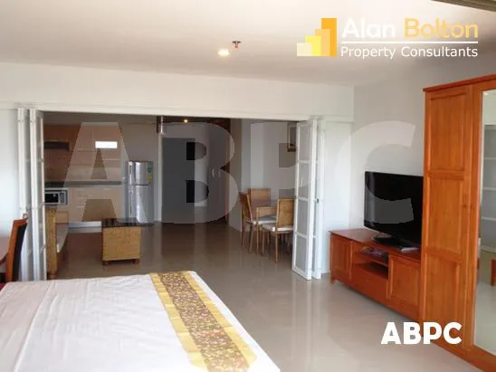 1 Bath in Central Pattaya CR2535 photo 3