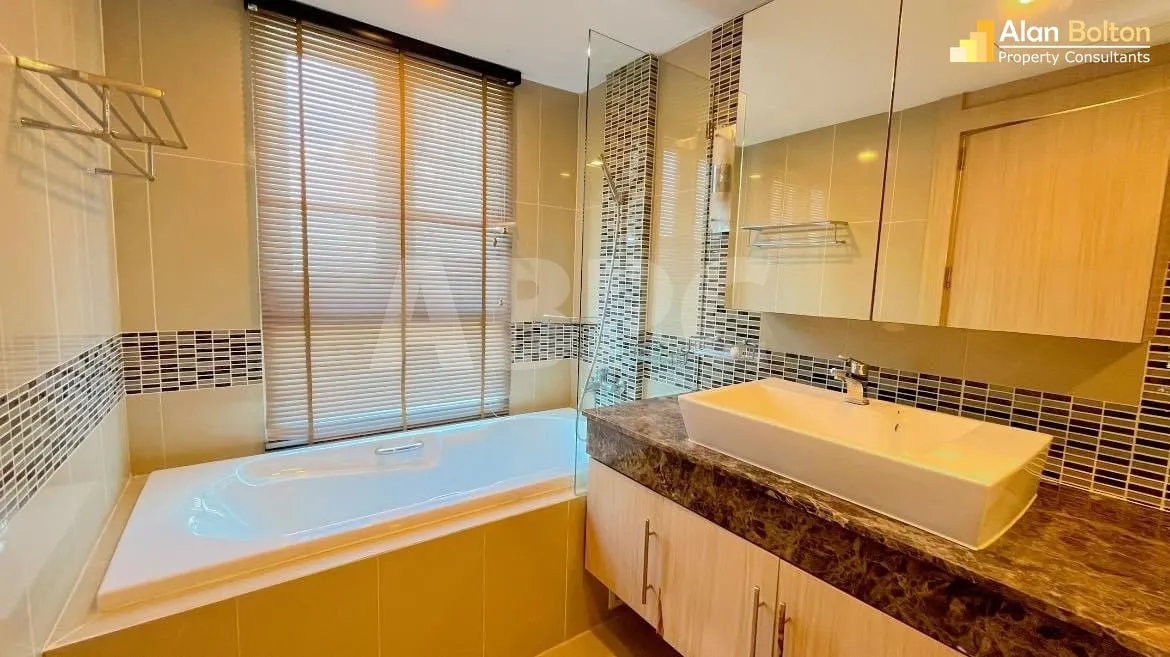 2 Bed 2 Bath in Pratumnak CR2602 photo 19