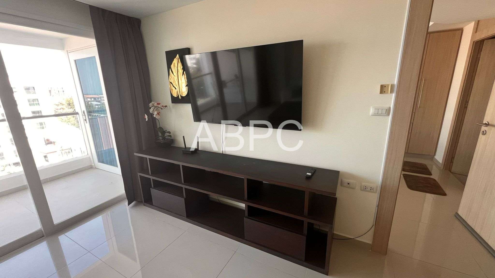 Large 2 Bed 2 Bath Condo In Pratumnak photo 12