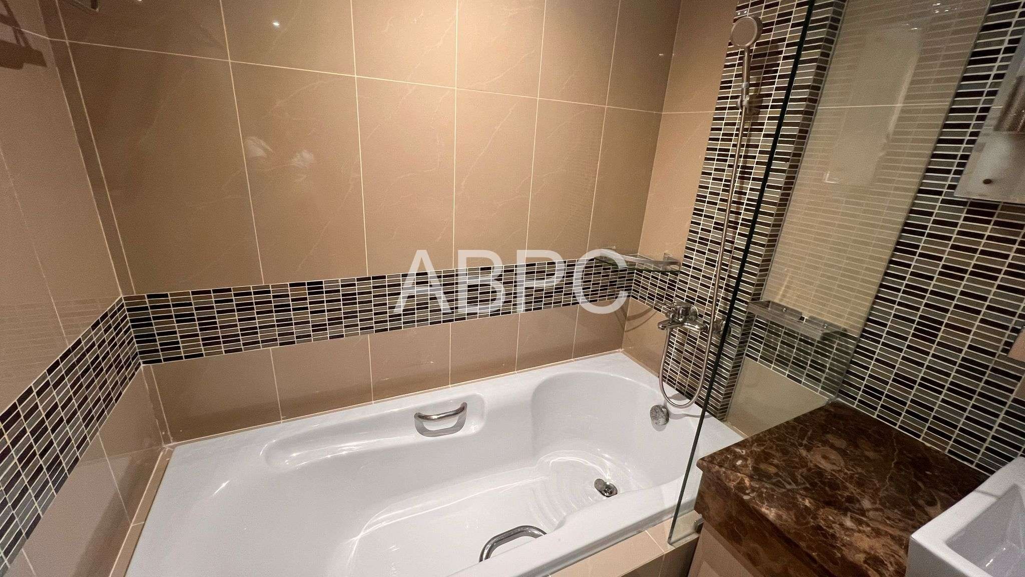 Large 2 Bed 2 Bath Condo In Pratumnak photo 5