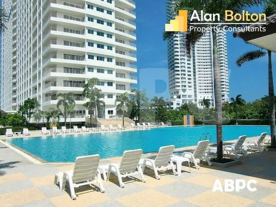Ocean View Studio Condo in Jomtien