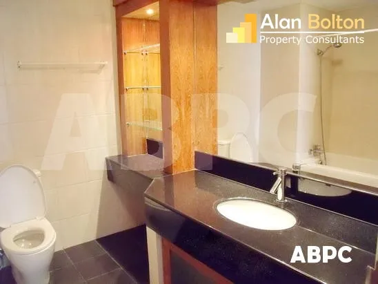 High Floor Sea View Pattaya Beach Road For Rent photo 6