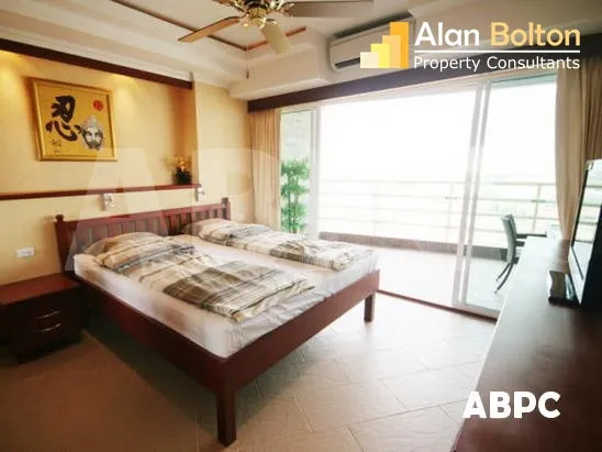 2 Bed 1 Bath Condo in Jomtien photo 4
