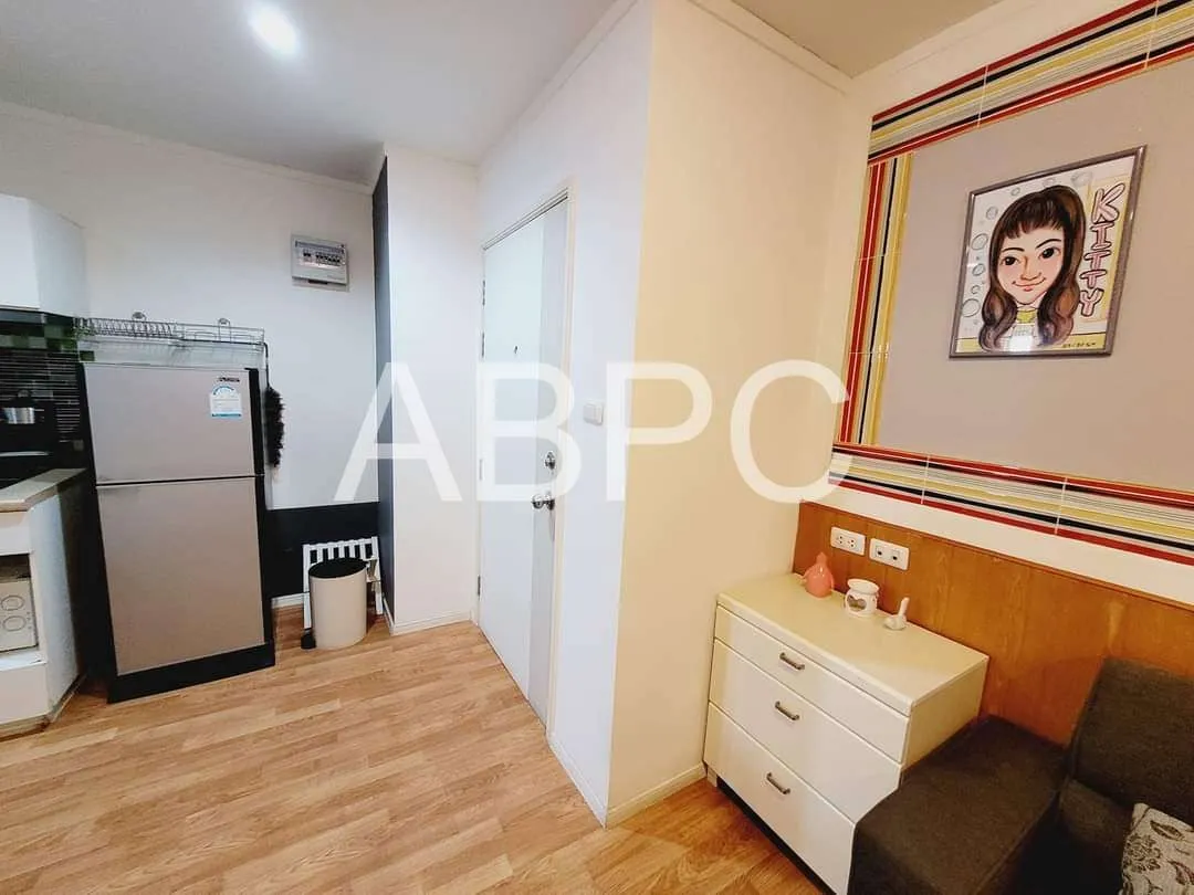 1 Bed 1 Bath in Wong Amat CR3282 photo 10