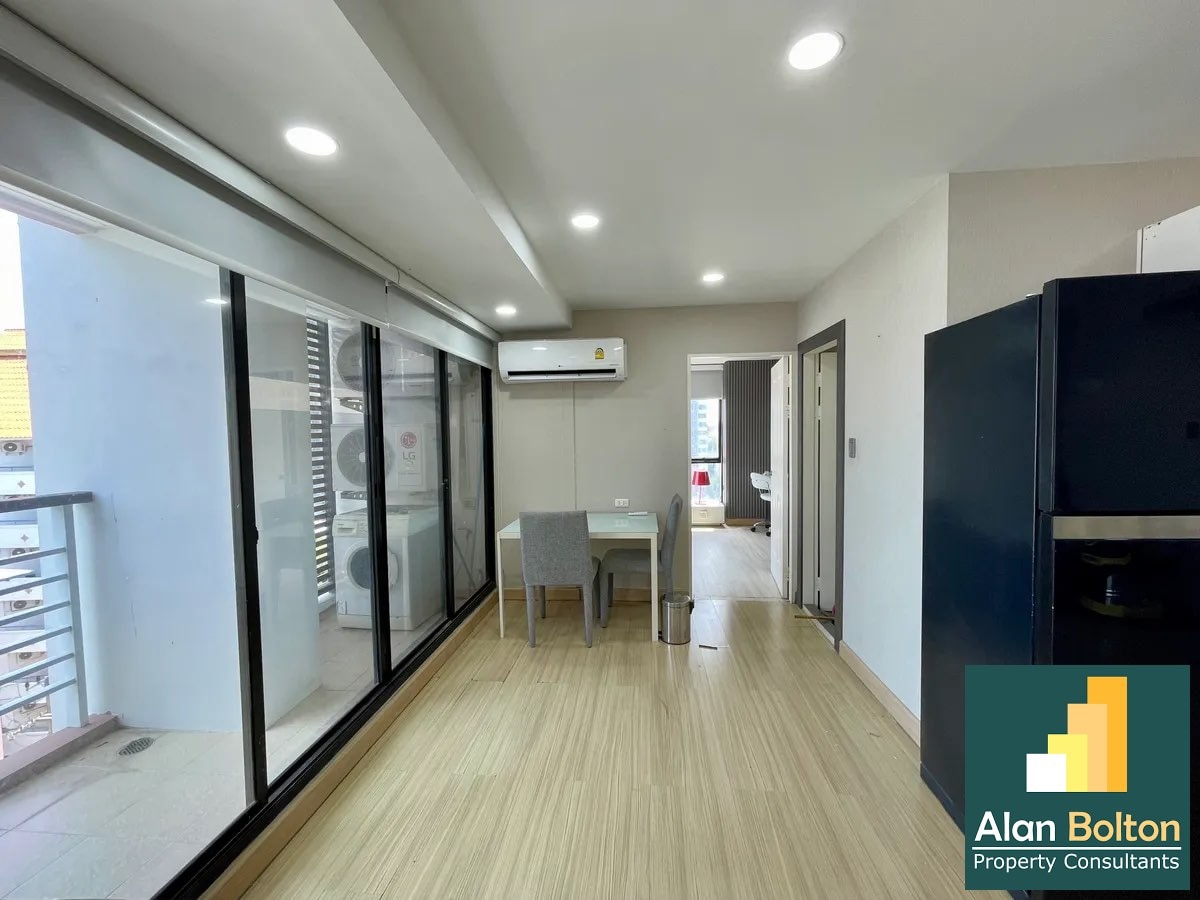 A large 1 Bed Condo In Central Pattaya photo 13
