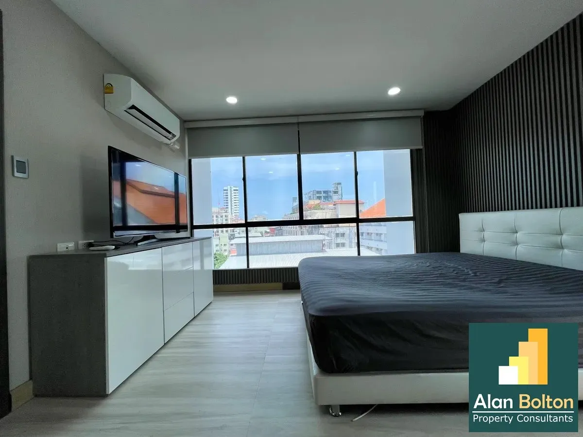 A large 1 Bed Condo In Central Pattaya photo 6