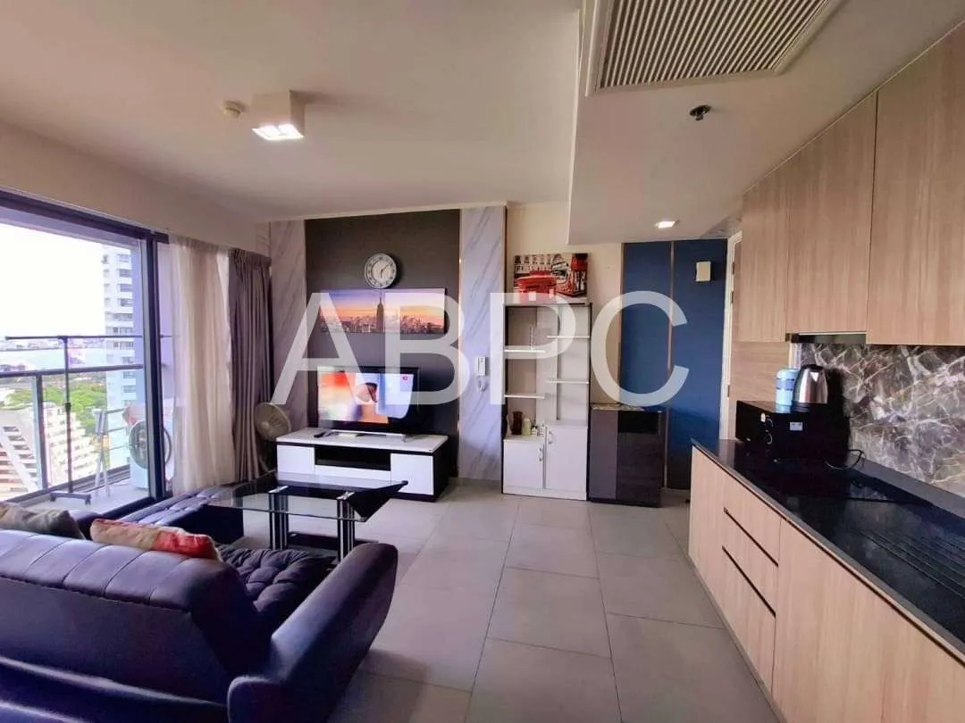 1 Bedroom 1 Bathroom in Wong Amat photo 2