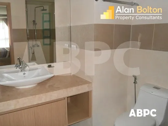 1 Bed 1 Bath Condo In Central Pattaya photo 6