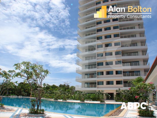 Ocean View 2 Bedroom 3 Bathroom in View Talay 5C For Rent photo 3