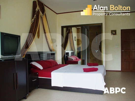 Ocean View 2 Bedroom 3 Bathroom in View Talay 5C For Rent photo 5