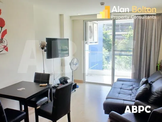 1 Bed 1 Bath Condo in Pratumnak photo 2