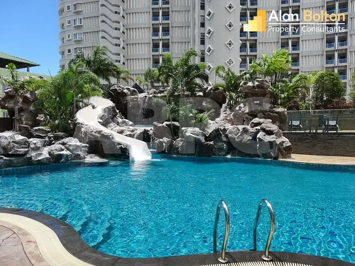 1 Bed 1 Bath in Pratumnak