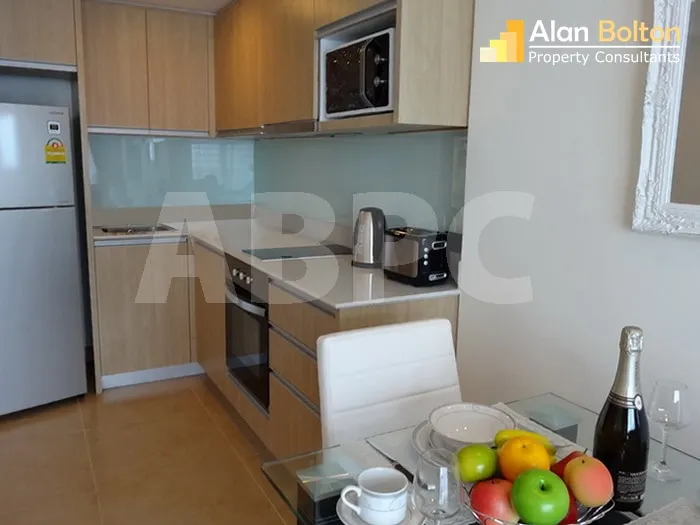 1 Bed 1 Bath in Pratumnak photo 5