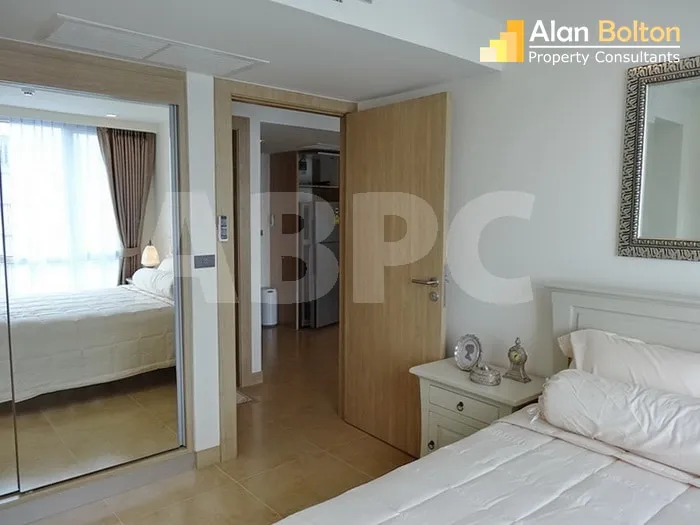 1 Bed 1 Bath in Pratumnak photo 7