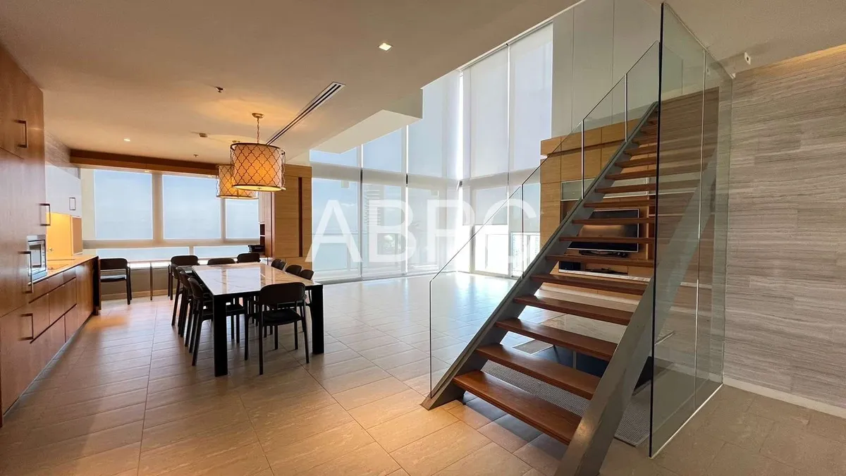 Amazing 4 Bed Condo For Rent in Northpoint photo 10