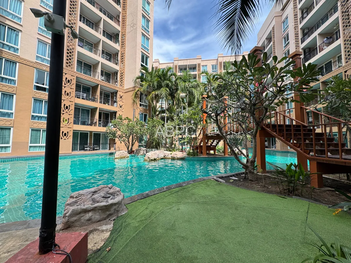 2 Bed Condo in Atlantis Condo Resort photo 9