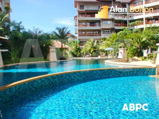 Large Studio Condo In Jomtien