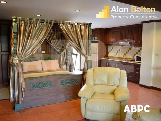 Large Studio Condo In Jomtien photo 6